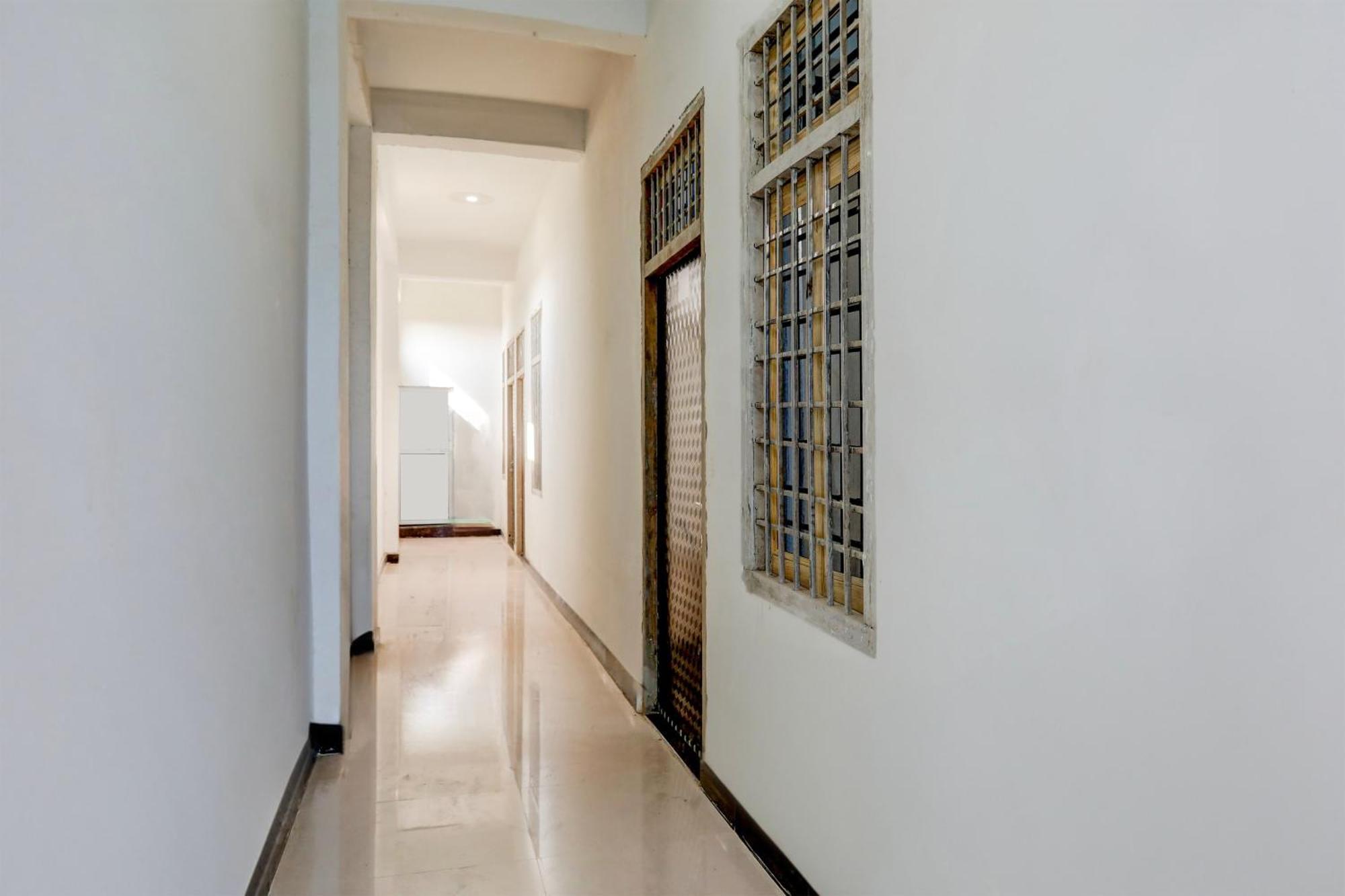 Hotel O Kanha Galaxy Brothers Group Kanpur Bagian luar foto