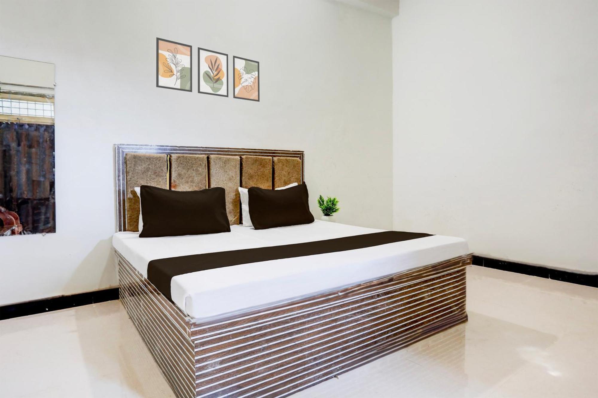 Hotel O Kanha Galaxy Brothers Group Kanpur Bagian luar foto