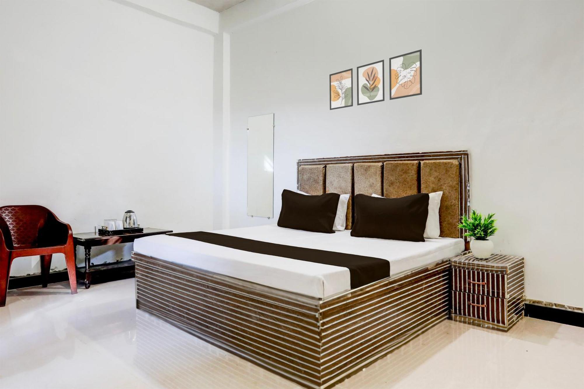 Hotel O Kanha Galaxy Brothers Group Kanpur Bagian luar foto