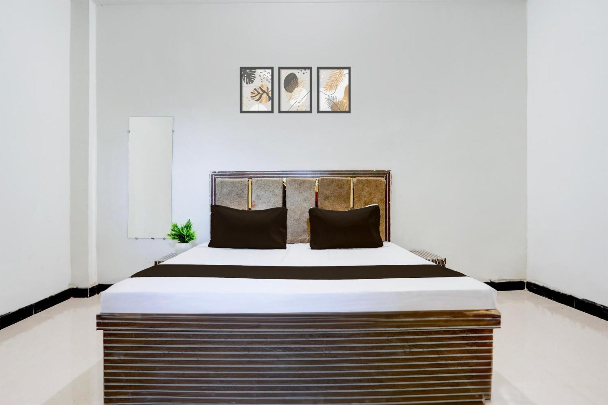 Hotel O Kanha Galaxy Brothers Group Kanpur Bagian luar foto